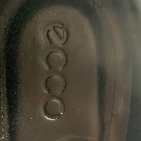 Ecco black slip ons. Size 39 - Picture 5 of 6